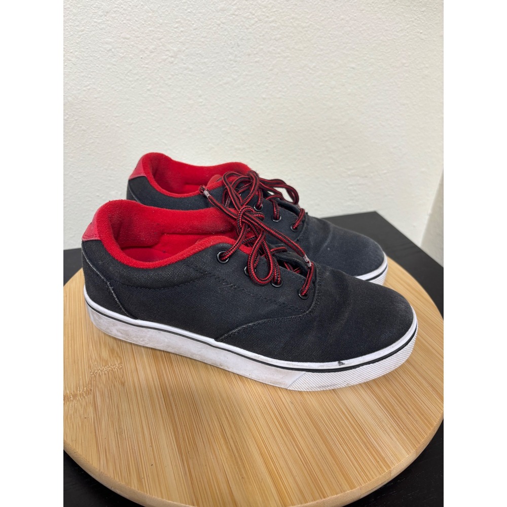 Heelys Skate Shoes Kids Size 6 Black Red Canvas Low Top Roller Sneakers